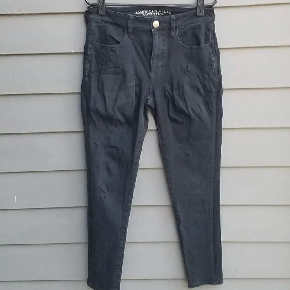 American Eagle Black 360 Super Stretch Hi Rise Jeggins Size 8Short
